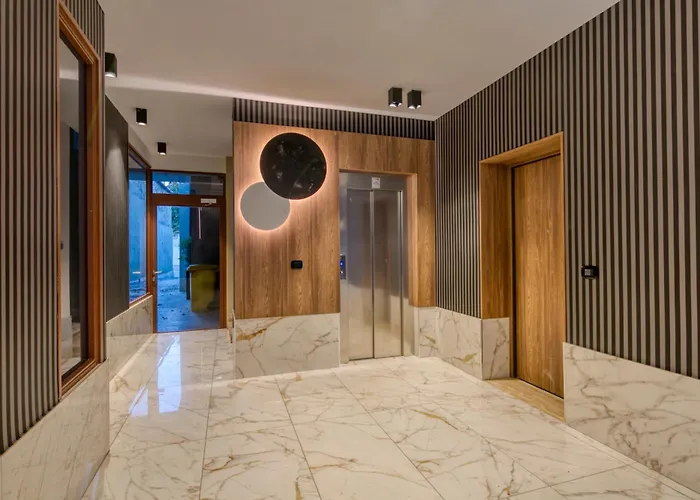 Centro Con Terrazzo Turin